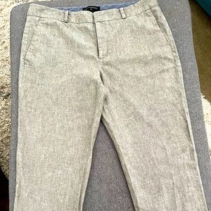 Nice woman wool blend Avery Style work pant from Banana Republic